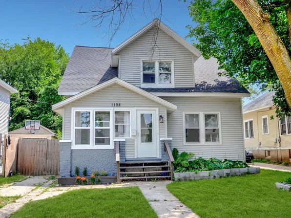 1108 Dickinson St SE, Grand Rapids, MI 49507