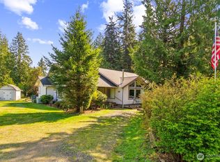 3863 Paradise Bay Rd, Port Ludlow, WA 98365