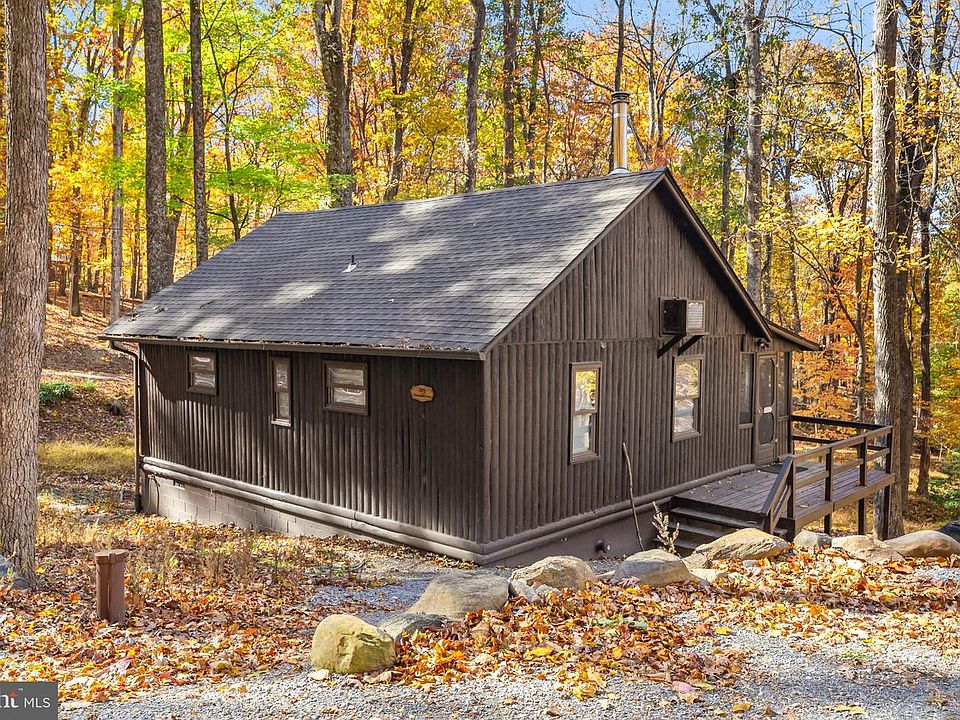 1st image of 203 Honeysuckle Ln