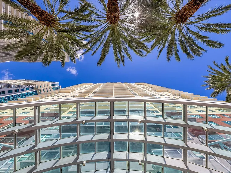 1155 Brickell Bay Dr #2207 — Photo 28
