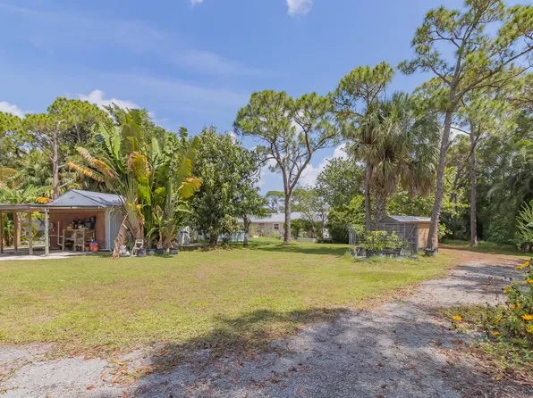 905 E Easy Street, Fort Pierce, FL 34982