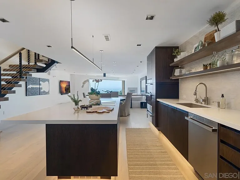 135 S Sierra Ave #32 — Photo 8