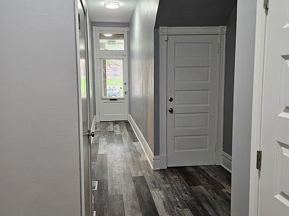 3rd image of 2035 Allen Ave #1