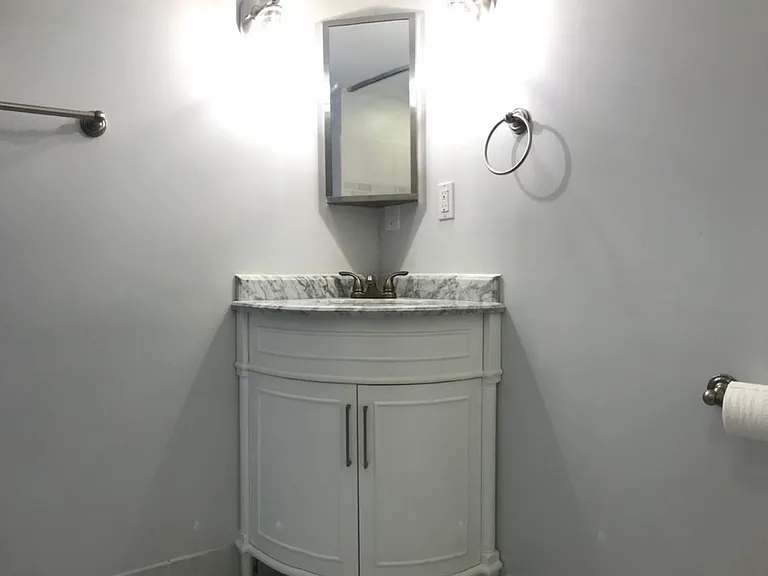 310 S Main St — Photo 12