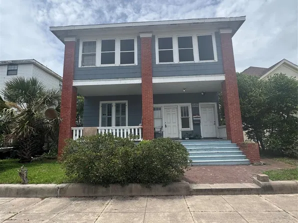2206 Bernardo De Galvez, Galveston, TX 77550
