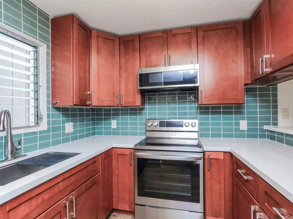 95-1050 Makaikai St APT 16E, Mililani, HI 96789