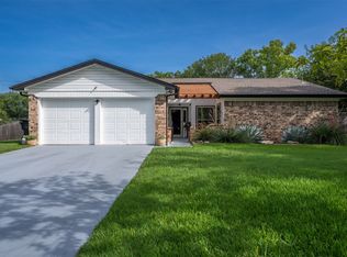 1302 Hemphill Dr, Cleburne, TX 76033