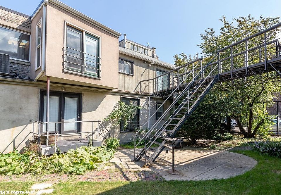 1st image of 7443 N Rogers Ave #825