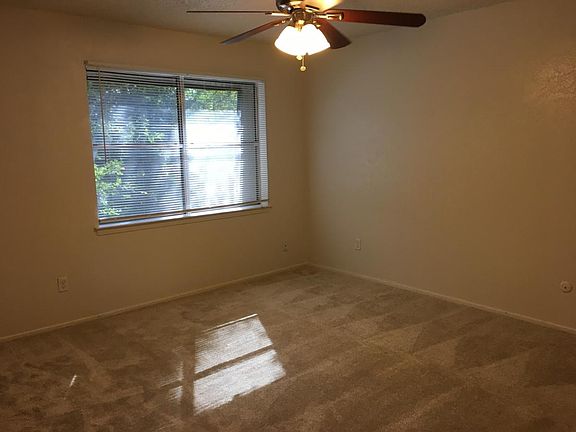 4th image of 1764 Belshire Ct
