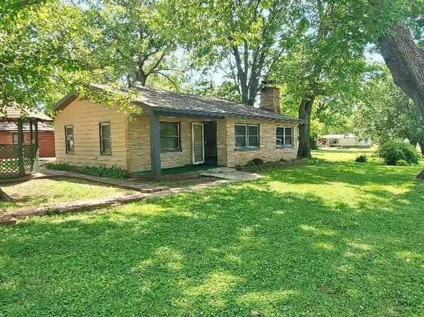 107 W Microlite St, Buffalo, KS 66717