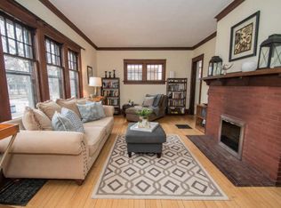 2916 N Prospect Ave, Milwaukee, WI 53211