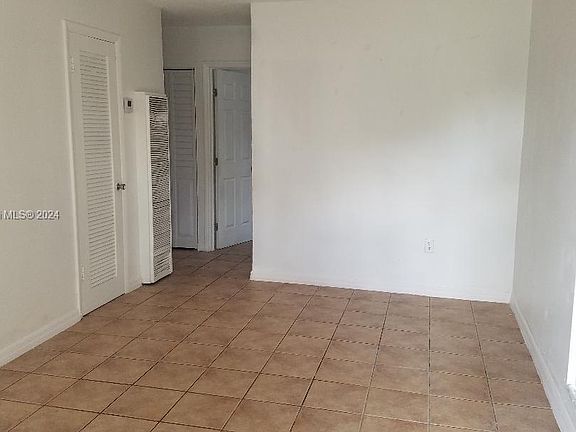 3rd image of 584 NW 1st St