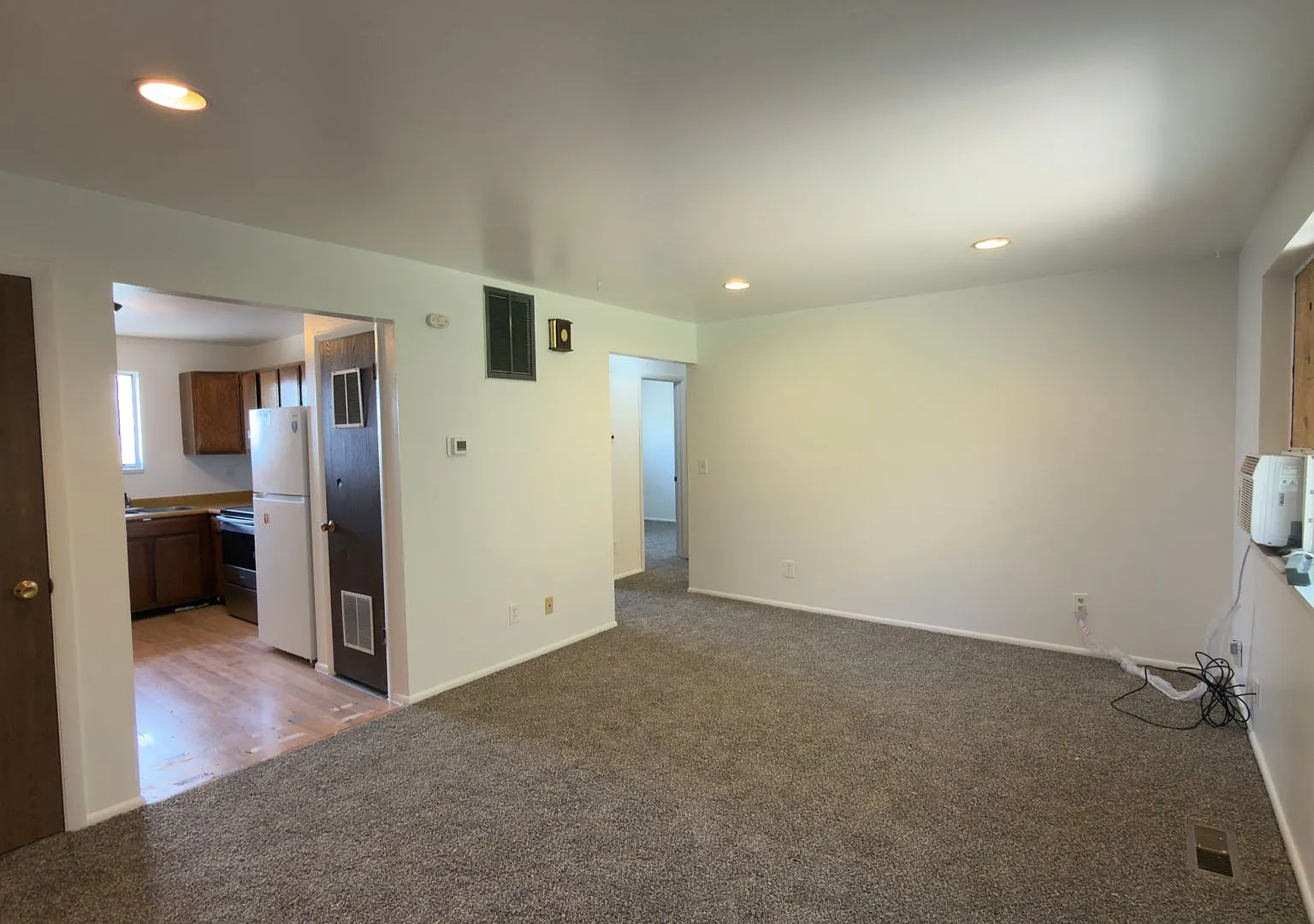 2-Bedroom, 1-Bathroom Apartment in Provo — Photo 2