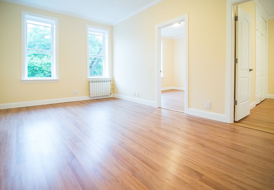 1st image of 296 Eckford St APT 2