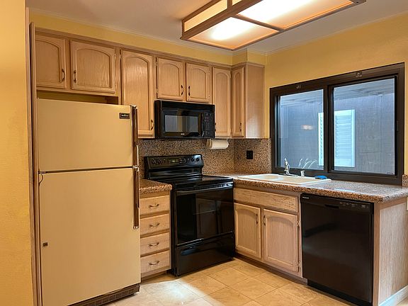 2nd image of 2264 Caminito Pajarito Unit 145