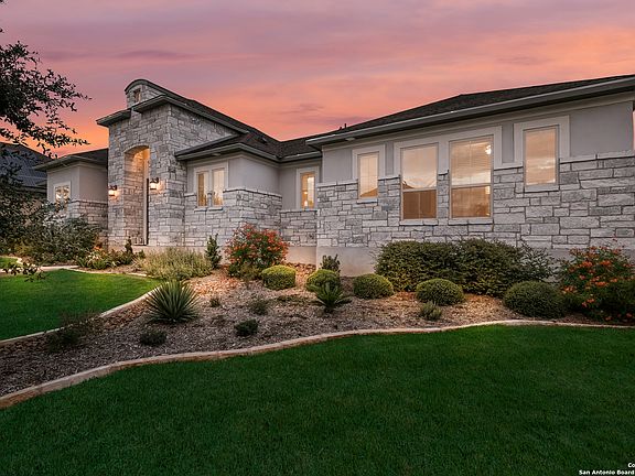 2nd image of 4719 AVERY WAY