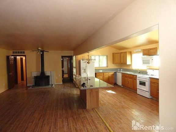 2nd image of 30114 Ardmore Dr