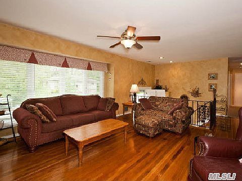5th image of 35 Melbourne Ln