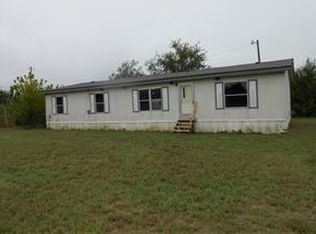 4056 County Road 1088, Celeste, TX 75423