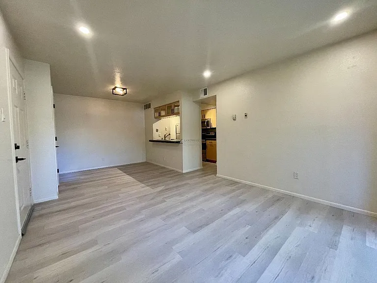 941 Calle Mejia #1302 — Photo 4