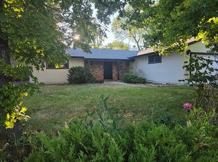2505 Merrit Dr, Carson City, NV 89701