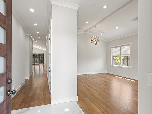 4th image of 3284 Ramona St