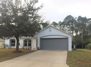 1580 Gardenton St NW, Palm Bay, FL 32907