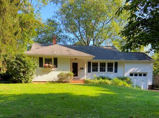 288 Riverbrook Ave, Lincroft, NJ 07738