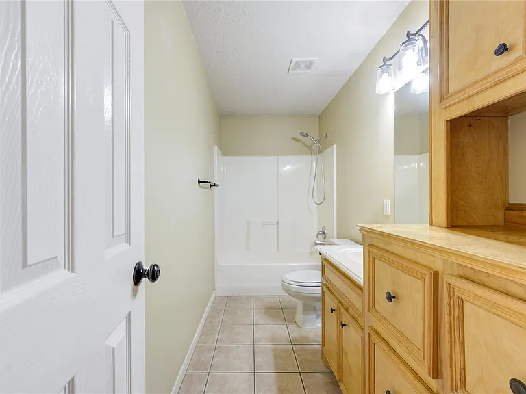9550 Thousand Oaks Loop — Photo 18