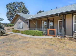 24180 Deertrail Dr, Tehachapi, CA 93561