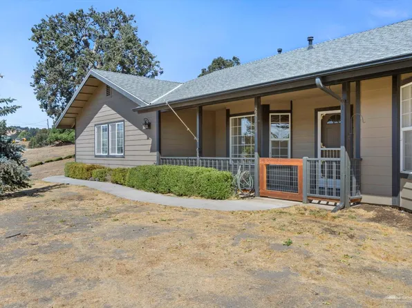 24180 Deertrail Dr, Tehachapi, CA 93561