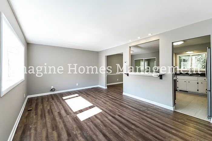 3 bed, 2.0 bath, 1790 sqft, $2,750 — Photo 3