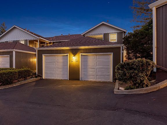 3rd image of 565 Lori Drive #23