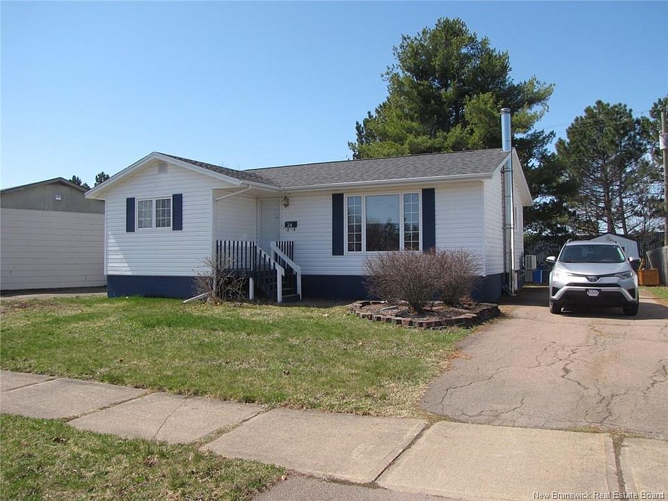 1st image of 24 Chelsea Rd