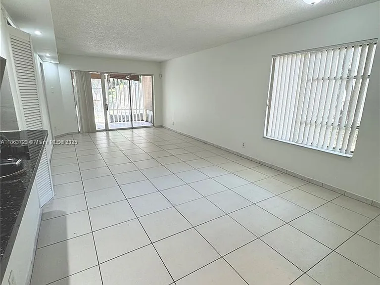 9500 SW 140th Ct #9500 — Photo 5