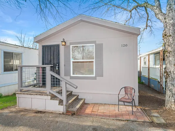 120 Lark St, Penn Valley, CA 95946