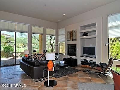 4th image of 9270 E Thompson Peak Pkwy #322