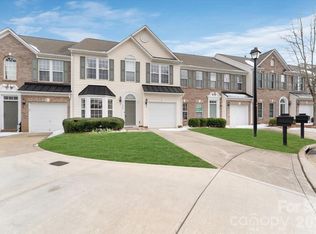 7948 Mariners Pointe Cir, Denver, NC 28037