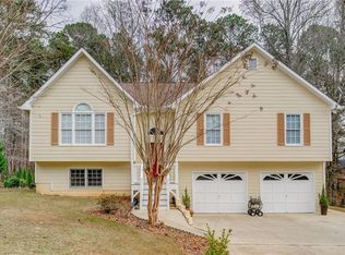 140 Stewart Dr, Dallas, GA 30132