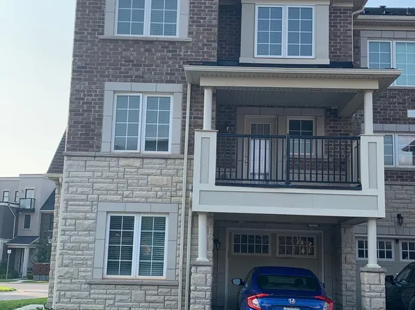 208 Sarah Cline Dr, Oakville, ON L6M 0T8