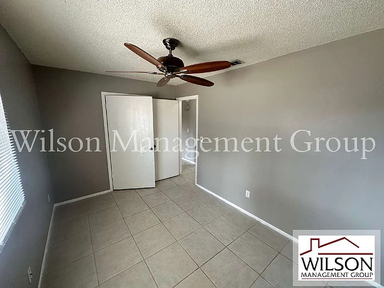 1912 Wizard Ct — Photo 14