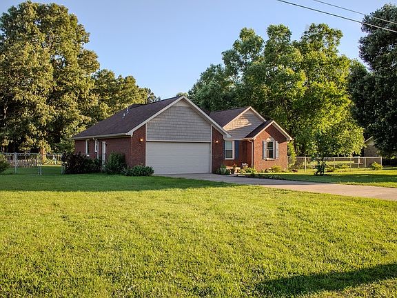 2nd image of 4019 Belle Orchard Dr