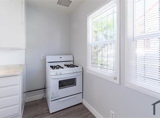 1945 W Vernon Ave, Los Angeles, CA 90062