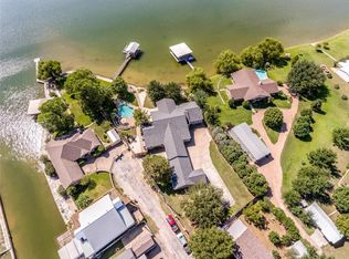 4500 Blue Heron Ct, Granbury, TX 76049