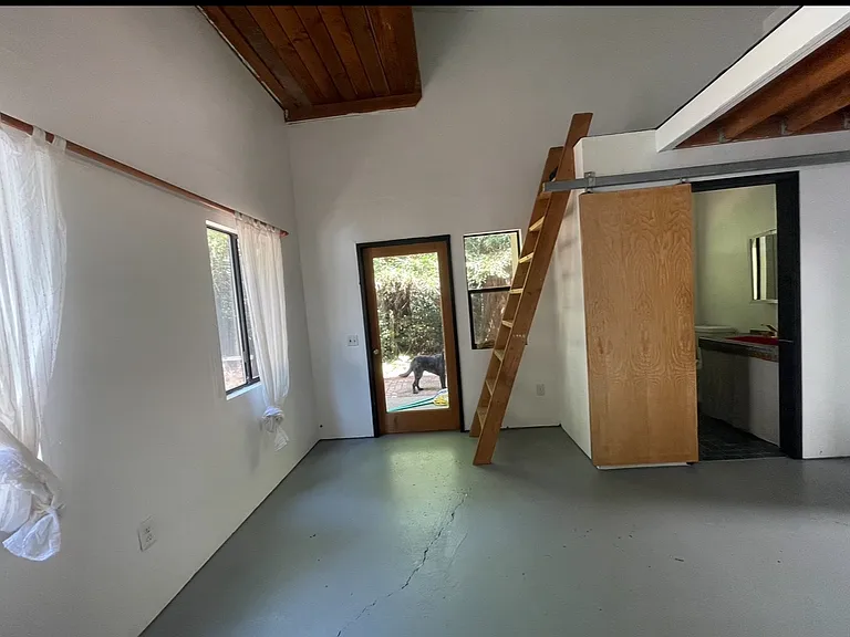 41499 Roseman Creek Rd — Photo 10
