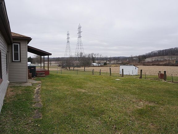 3rd image of 565 Thornwood Dr