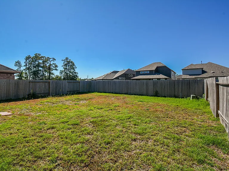 2380 Elm Crossing Trl — Photo 32