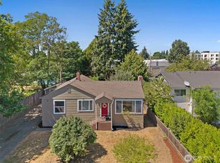 10743 14th Ave SW, Seattle, WA 98146