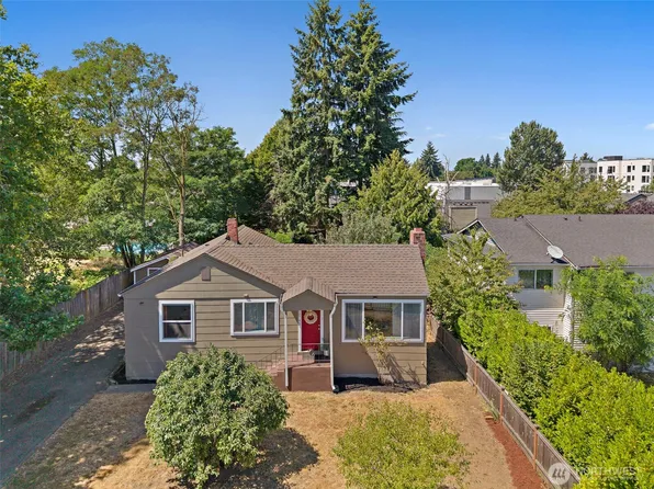 10743 14th Avenue SW, Seattle, WA 98146