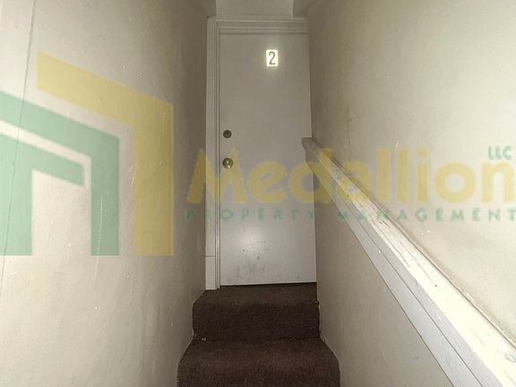 3rd image of 9116 S Greenwood Ave #9116GRAU